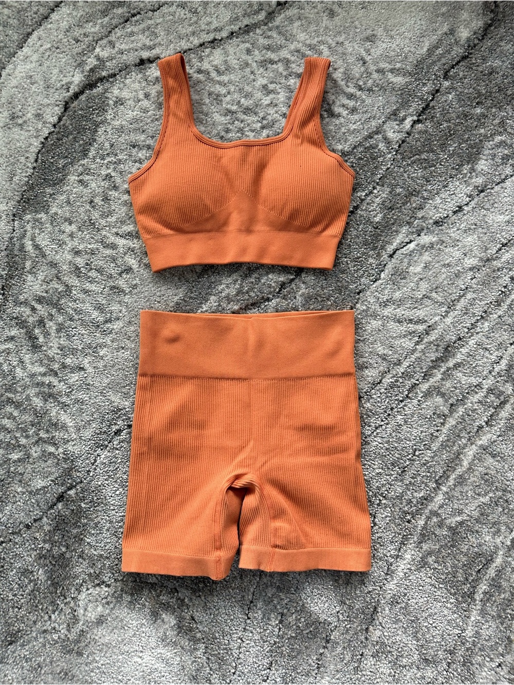 Amazon Ribbed Seamless Sports Bra & High-Waist Bike Shorts Set - Orange
